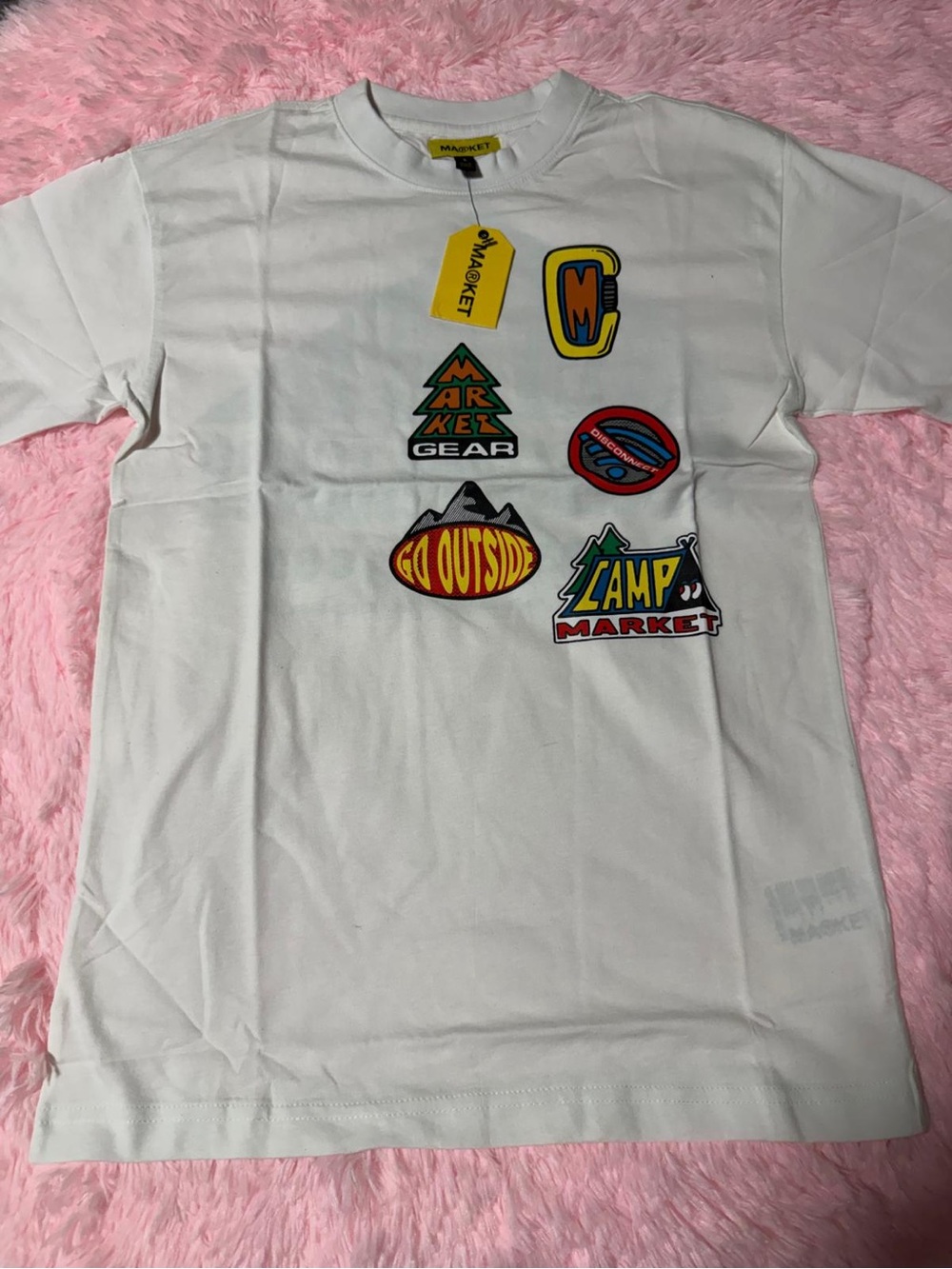 Market White Graphic Patch Logo Tee - Men's Casual Shirt